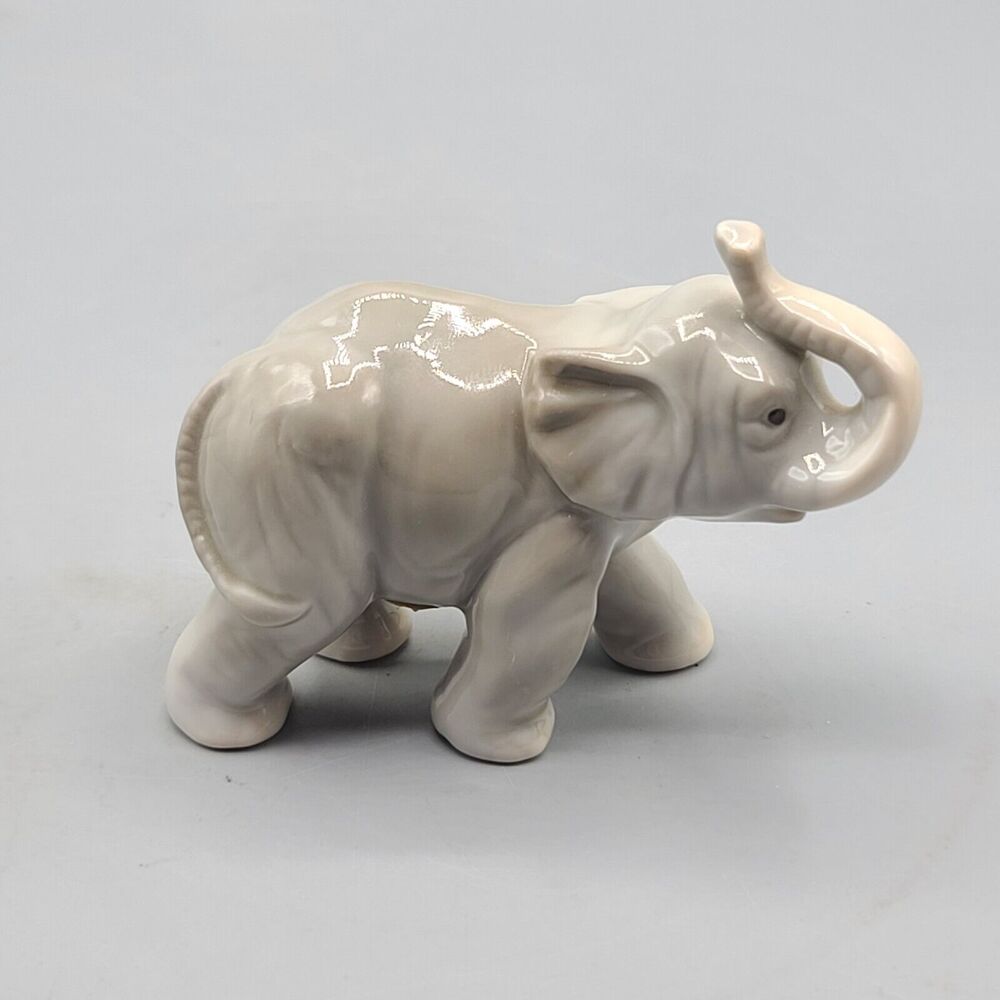 George Good Miniature Porcelain Elephant Figurine Twaian